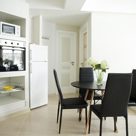 Praxitelis Luxury Apartments Atenas Exterior foto