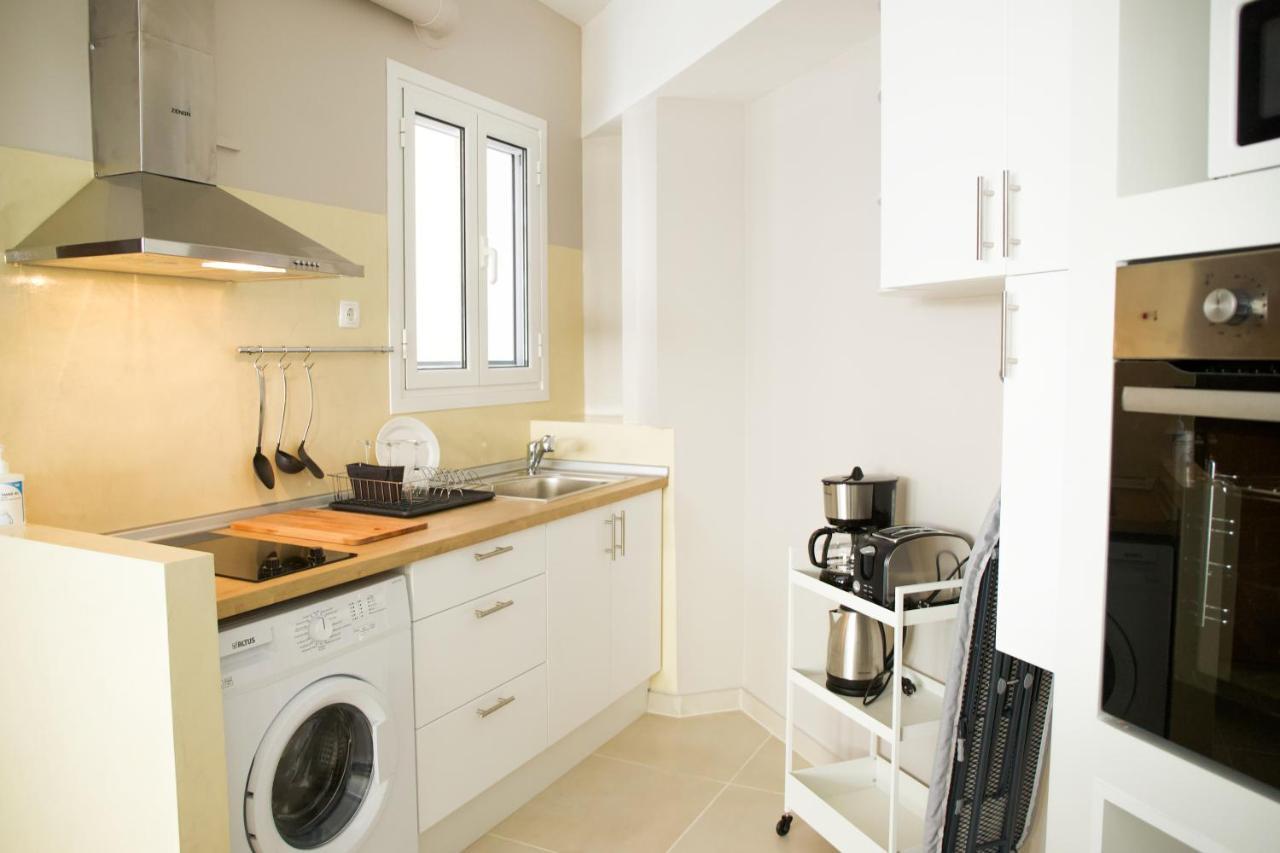 Praxitelis Luxury Apartments Atenas Exterior foto