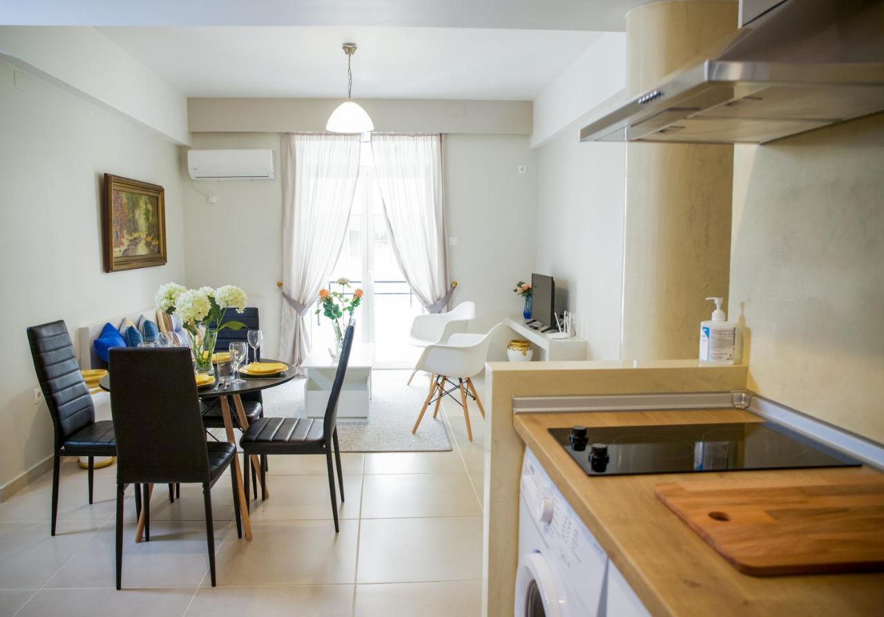 Praxitelis Luxury Apartments Atenas Exterior foto