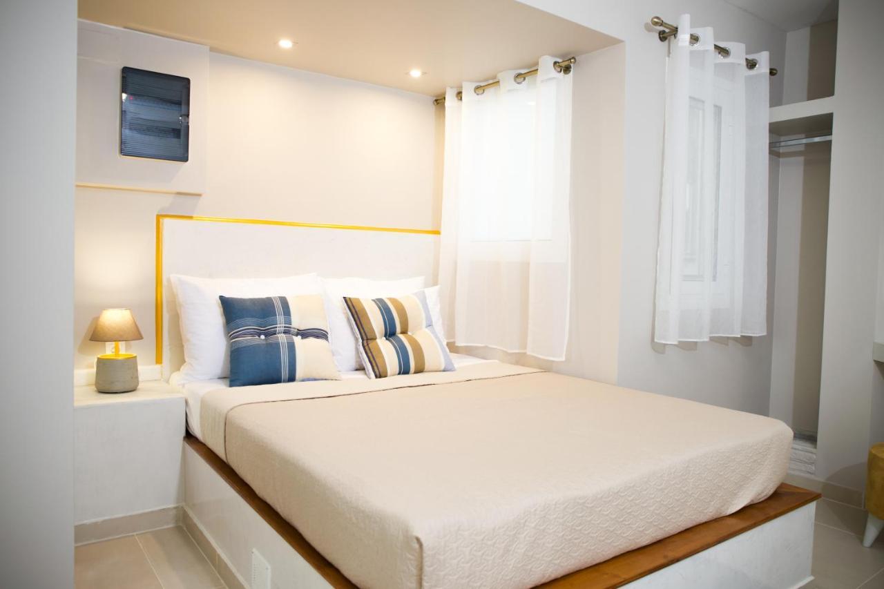Praxitelis Luxury Apartments Atenas Exterior foto